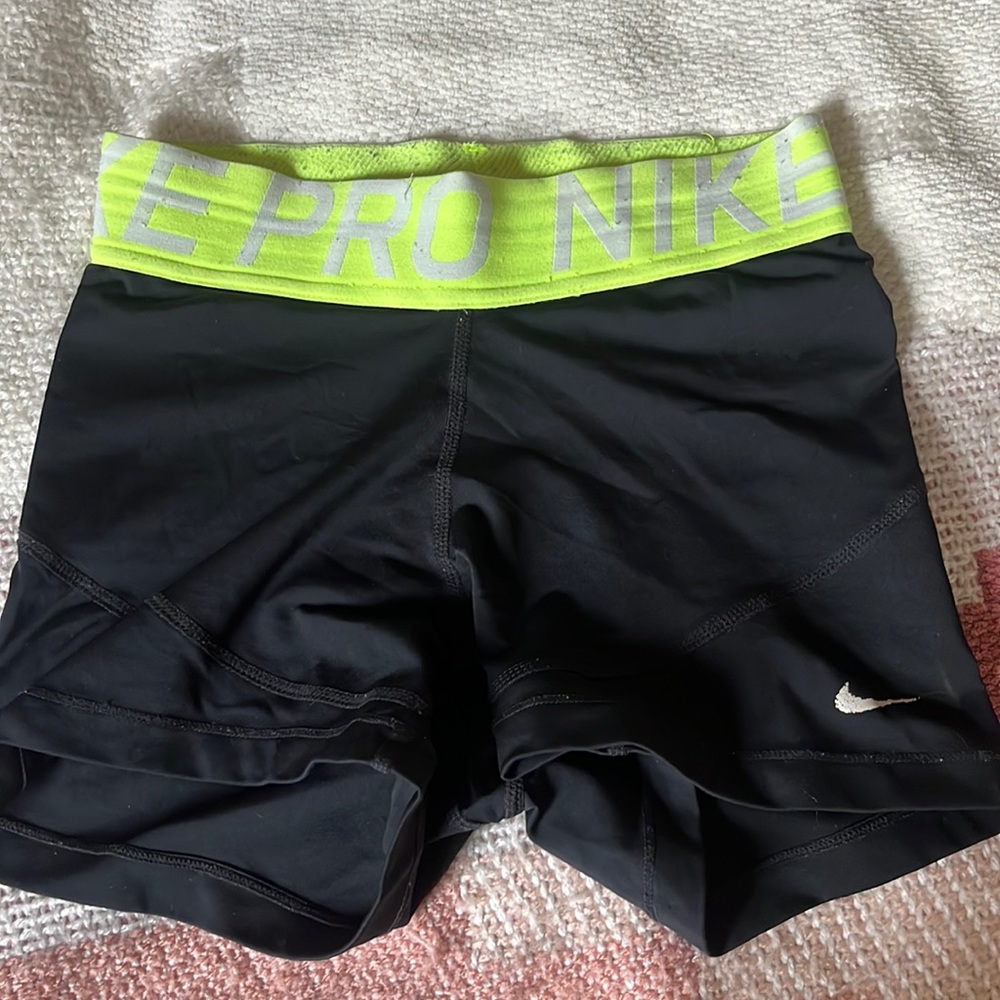 women's nike pros